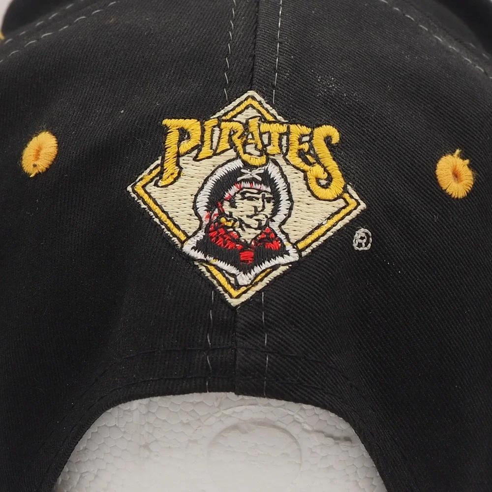 VTG Pittsburgh Pirates Rare Logo 7 Hat Snapback Cap Spellout Jolly Roger 90s MLB
